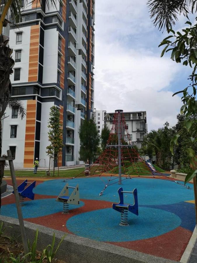 Timurbay Facing Beautiful Pangsapuri *
